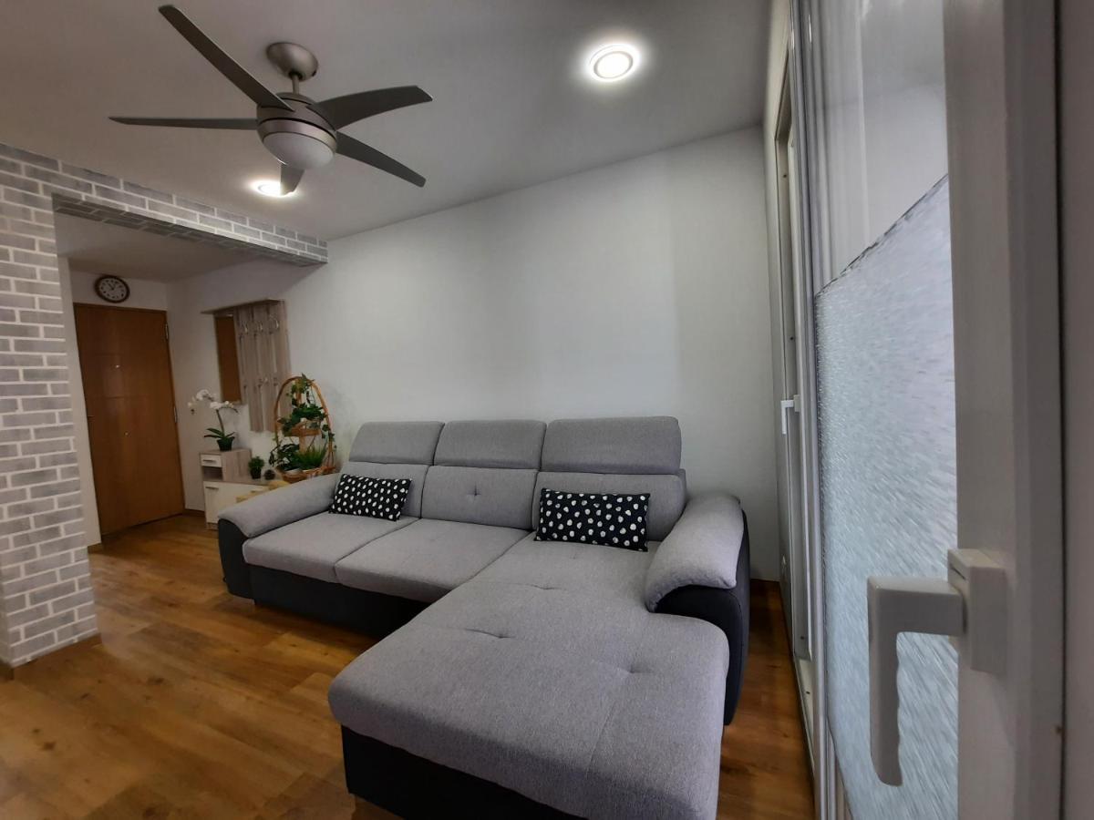 Sunshiny Costa Del Sol - Beach Apartment Fuengirola Zewnętrze zdjęcie