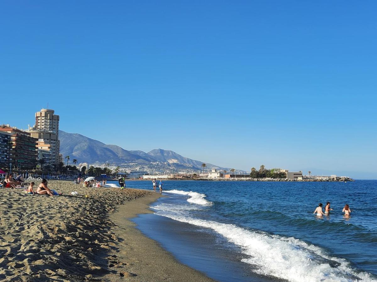 Sunshiny Costa Del Sol - Beach Apartment Fuengirola Zewnętrze zdjęcie
