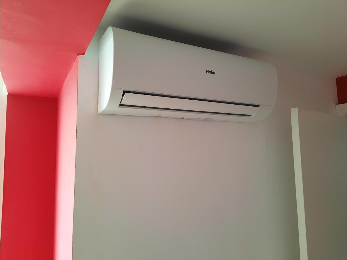 Sunshiny Costa Del Sol - Beach Apartment Fuengirola Zewnętrze zdjęcie